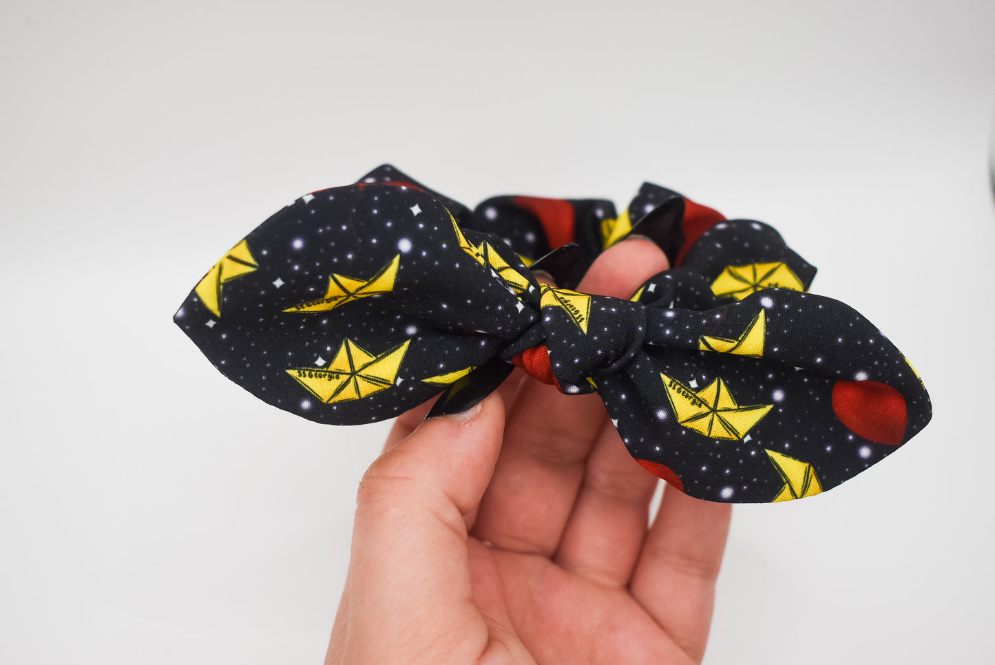 Georgie boat small twist scrunchie