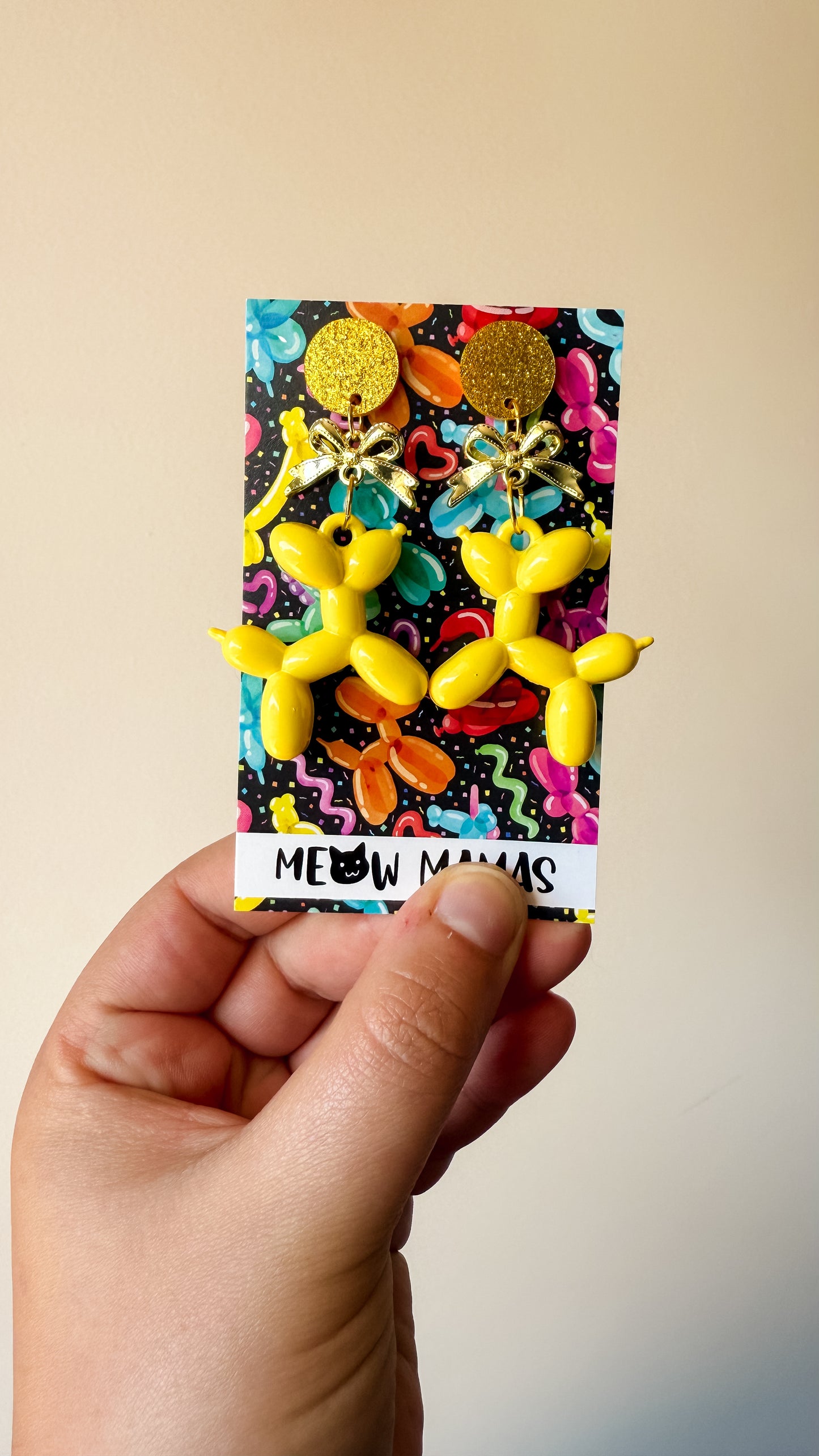 Balloon dog earrings YELLOW