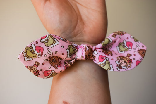 Whoeville twist scrunchie