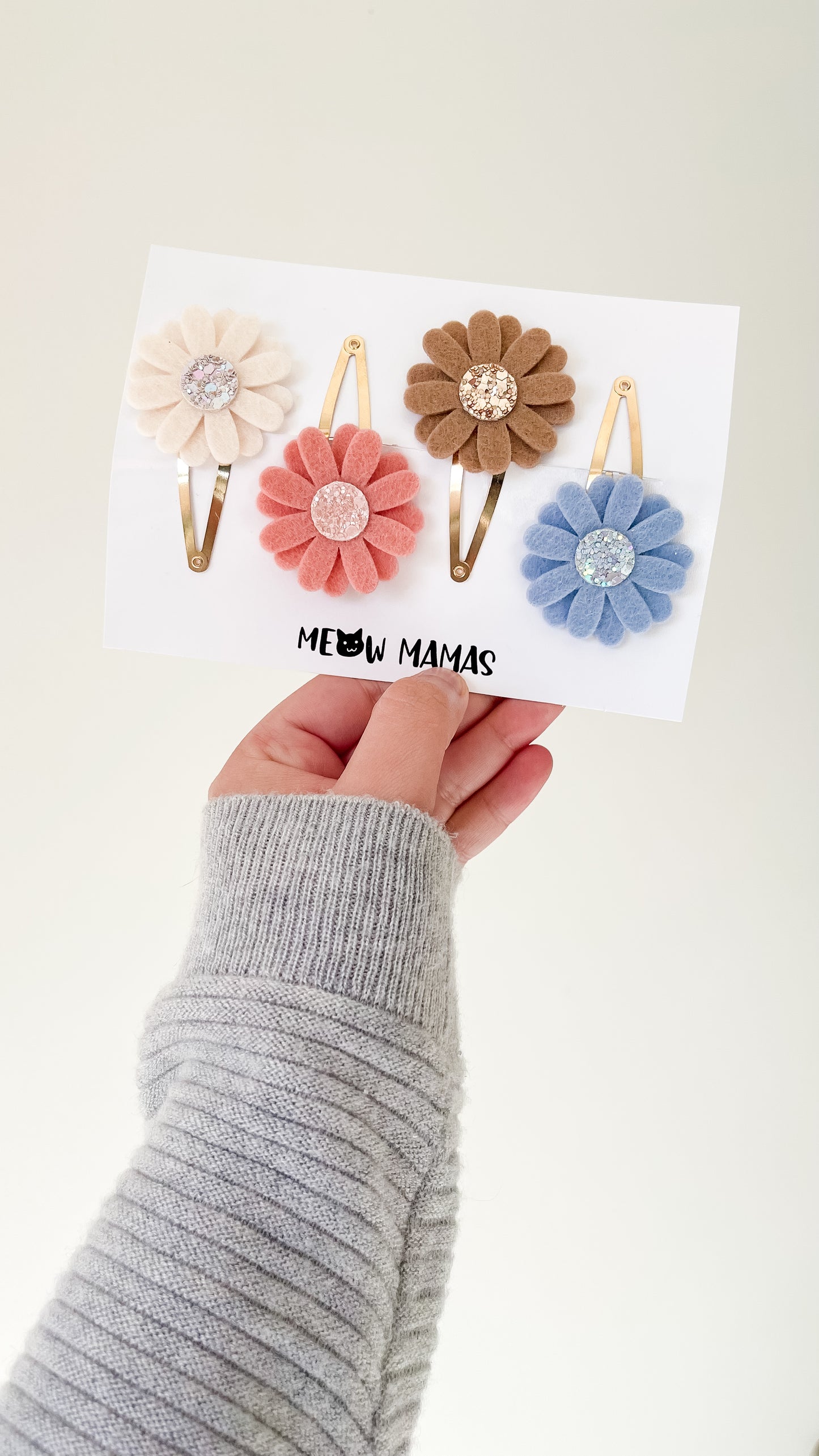 Muted Dainty Daisy set
