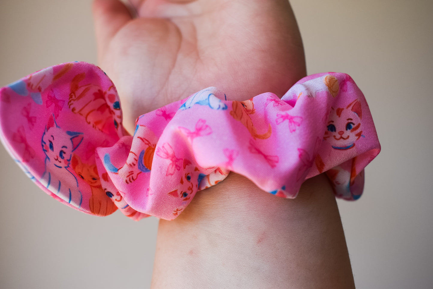 Kitties twist scrunchie