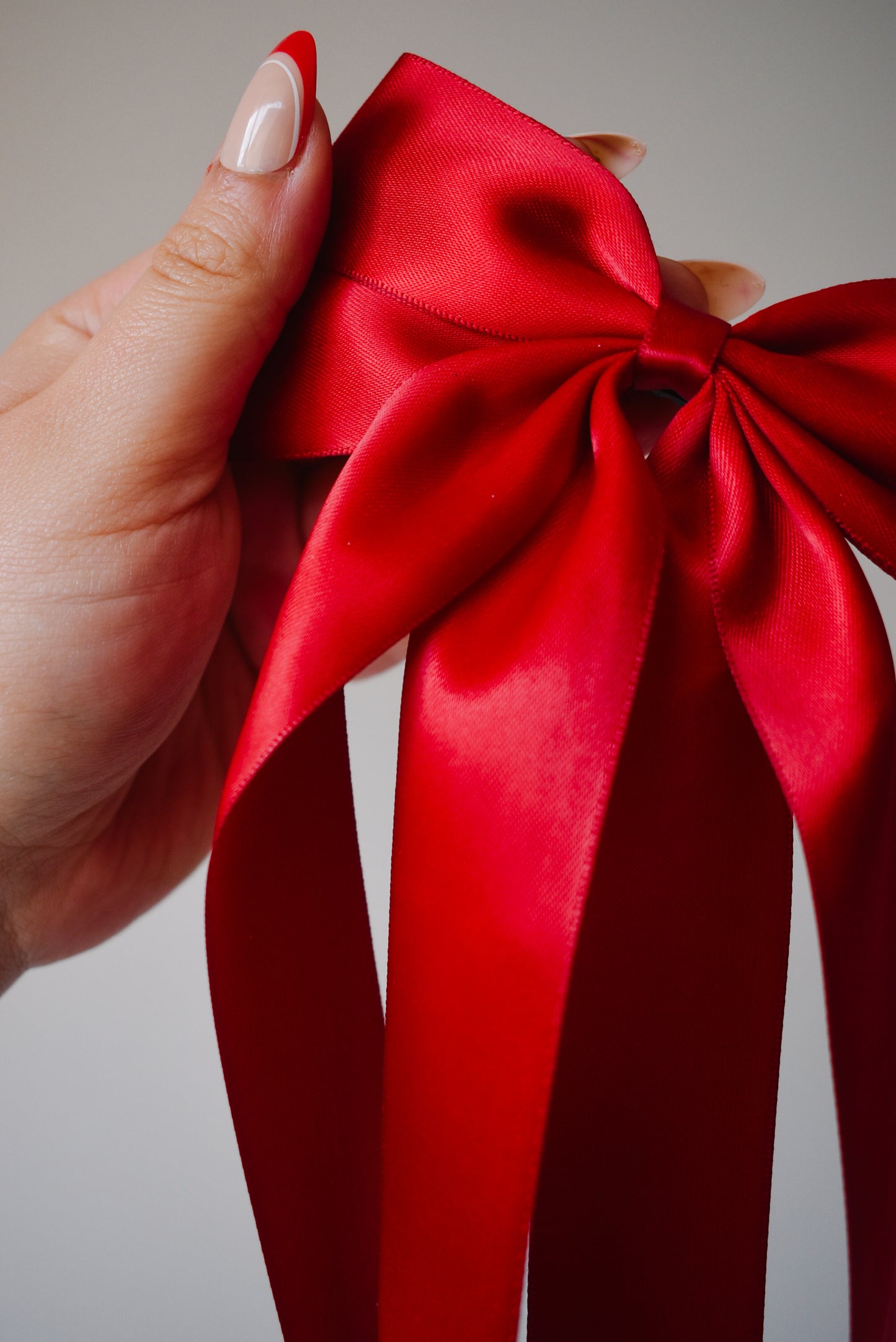Red large ribbon bow