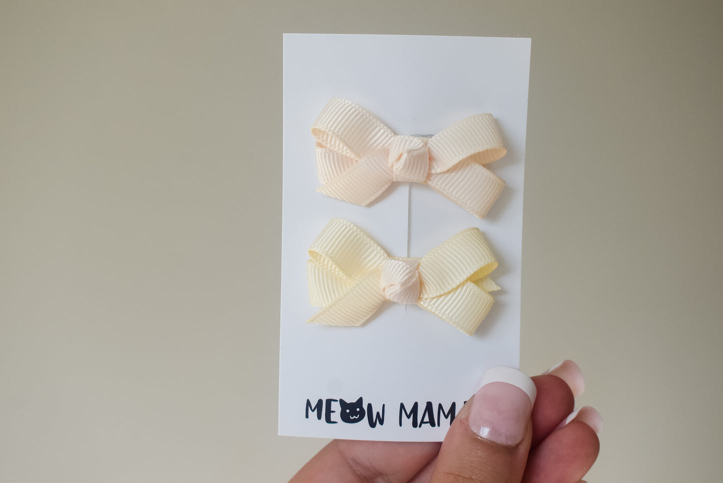 Boutique baby ribbon clips cream