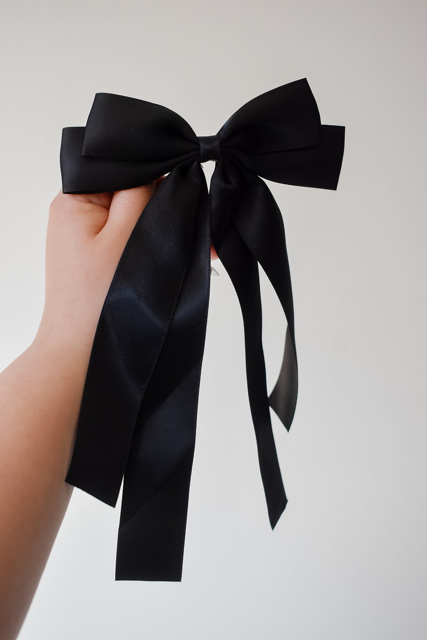Black large ribbon bow