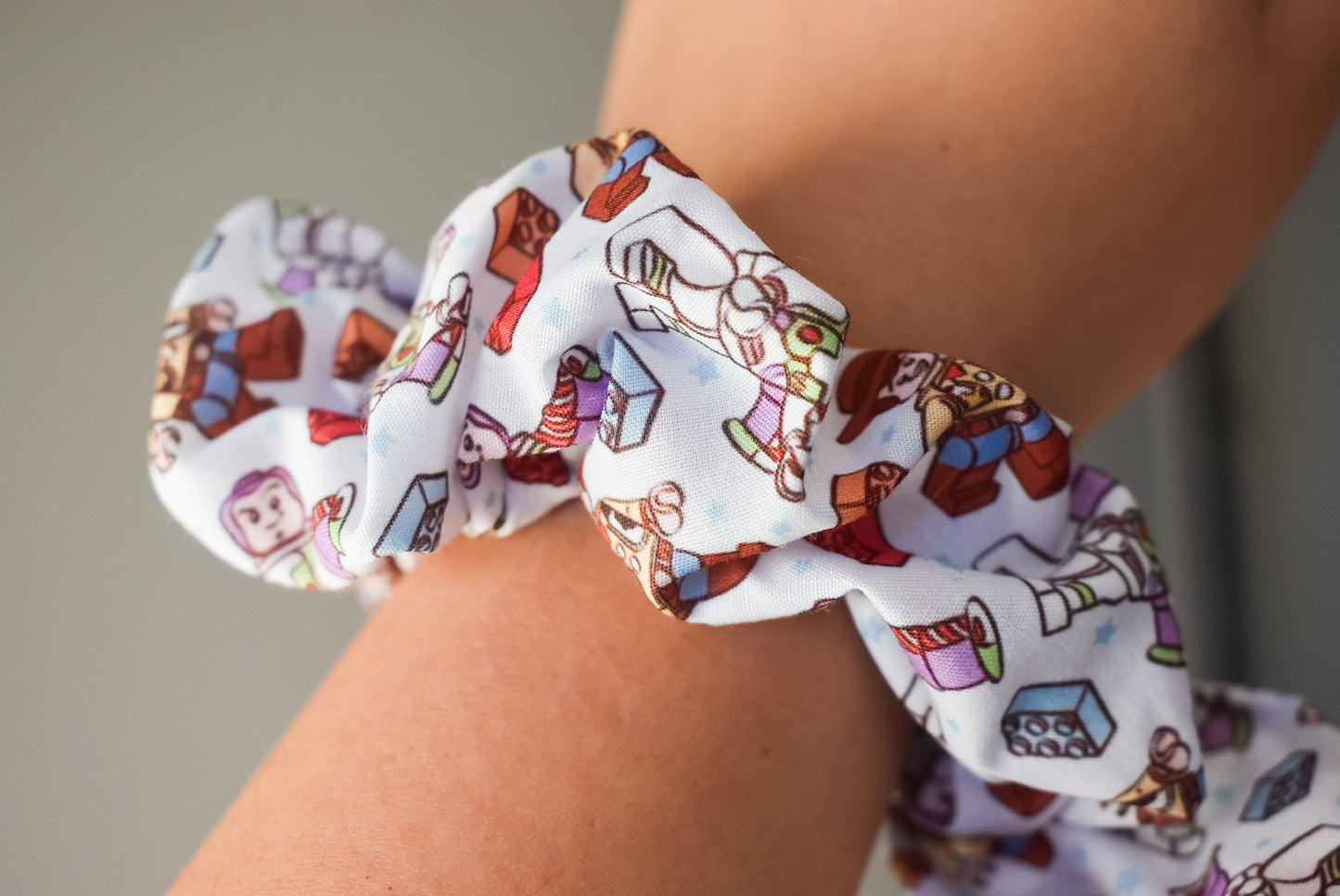 Toy blocks twist scrunchie