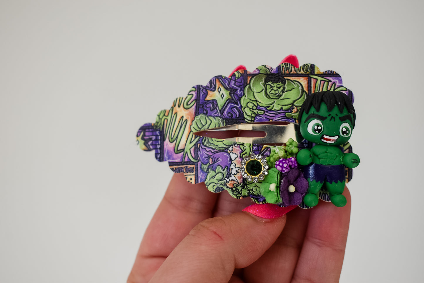 Hulk smash heart snap clip