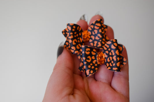Spooky leopard pigtail set