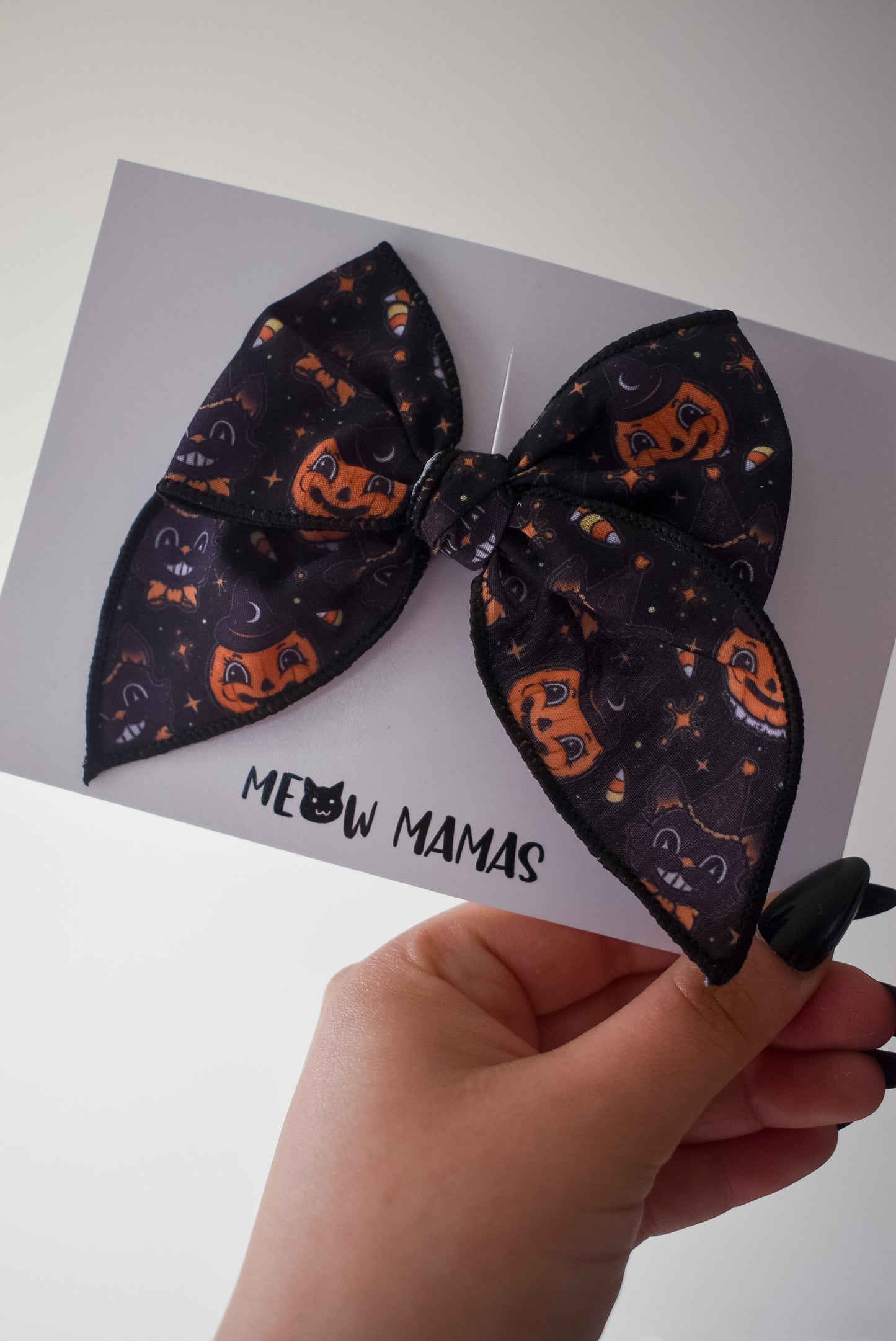 Classic Halloween mini whimsical sailor bow