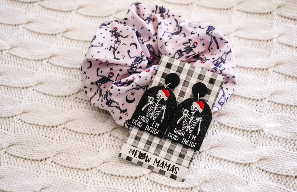 Dead inside but its christmas scrunchie