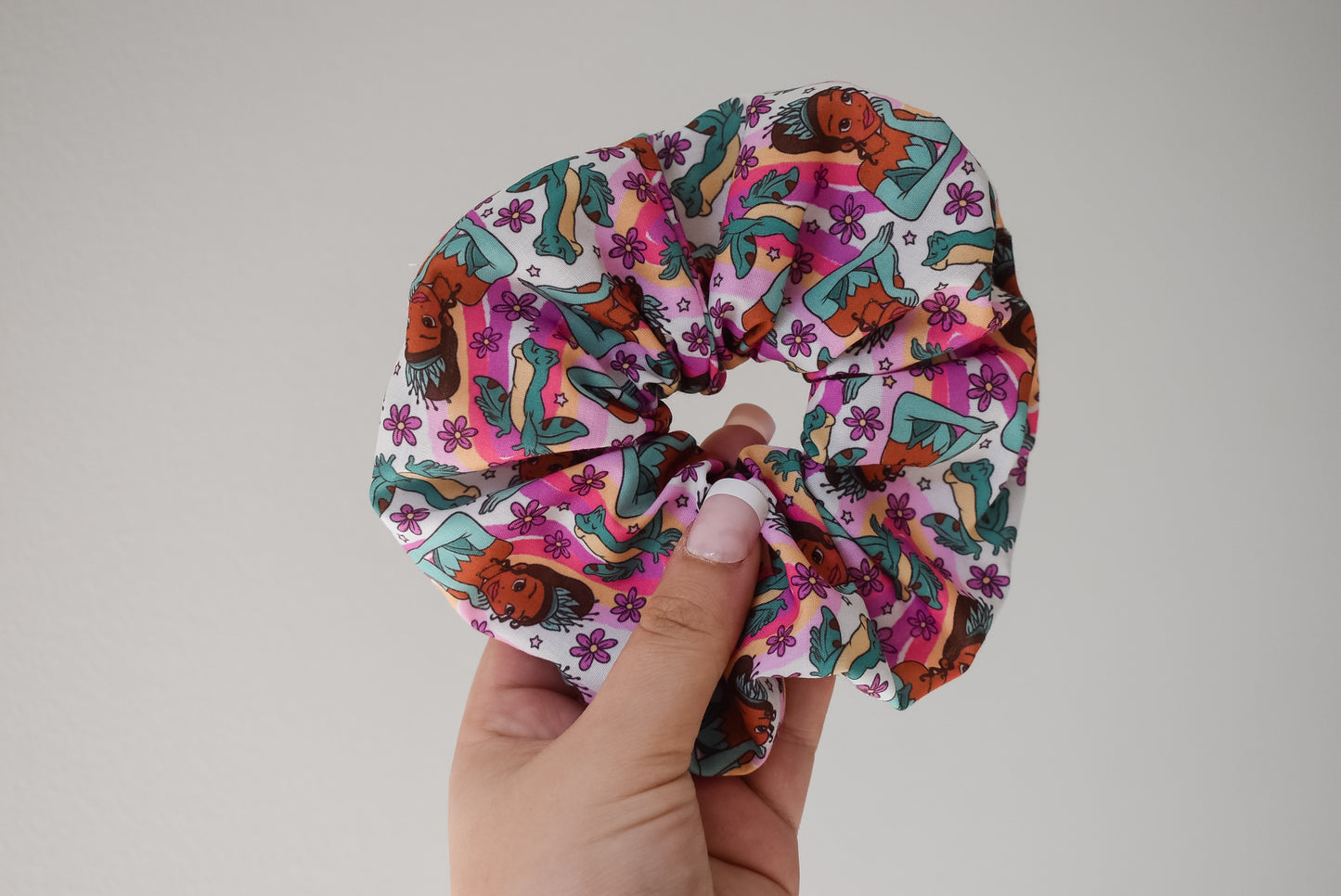 Tiana retro scrunchie