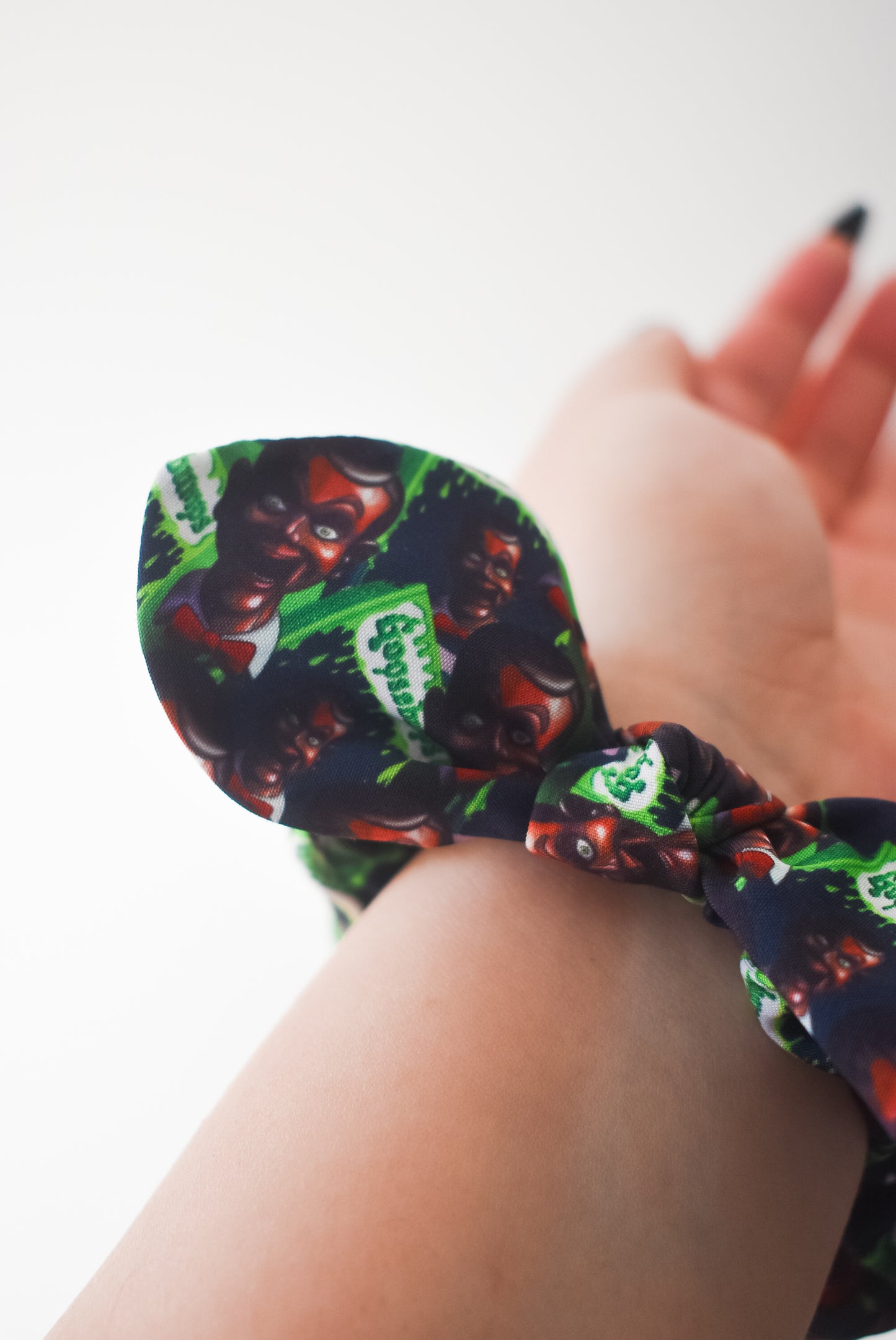 Slappy small twist scrunchie