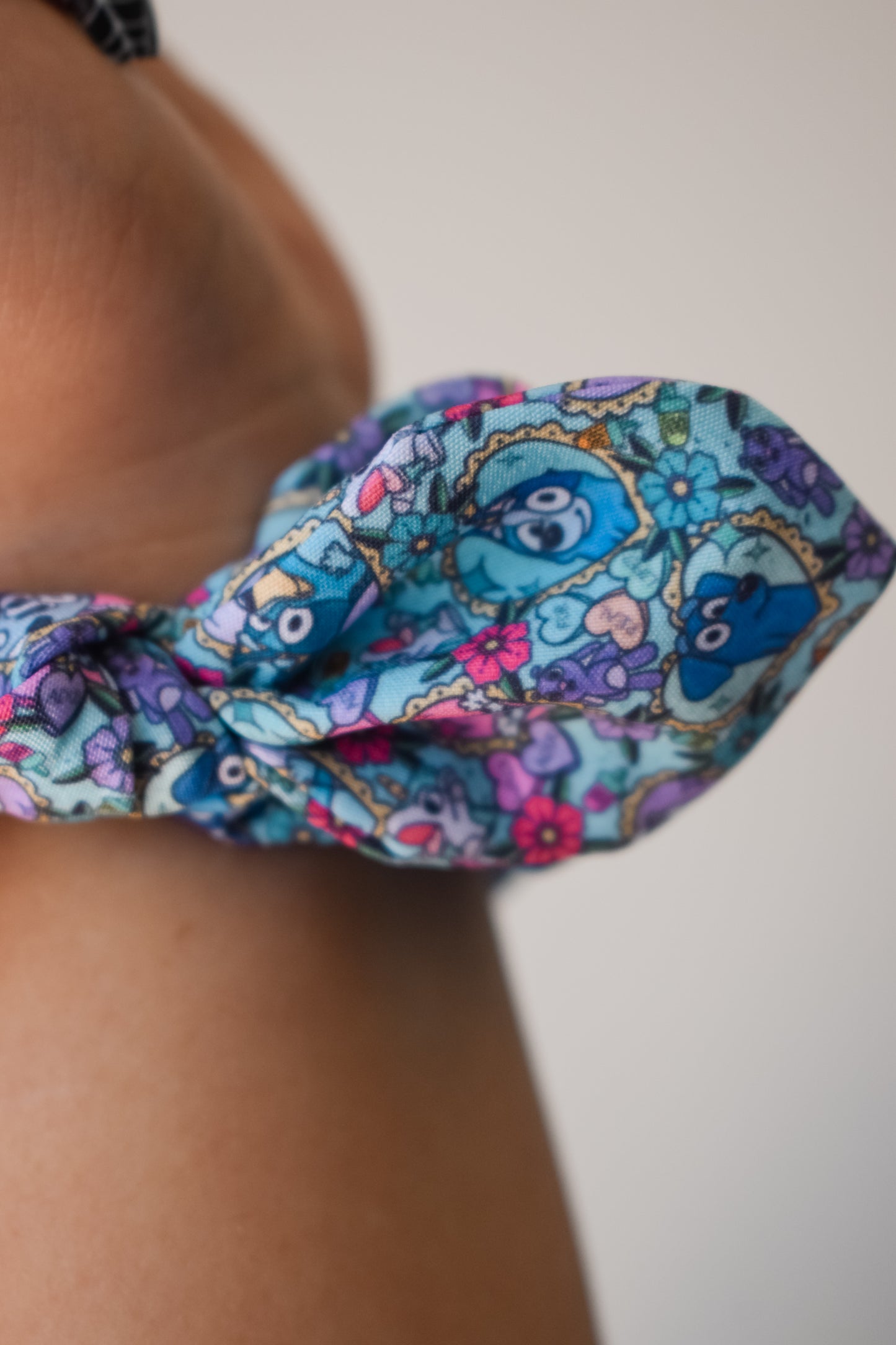 Heeler mashup small twist scrunchie