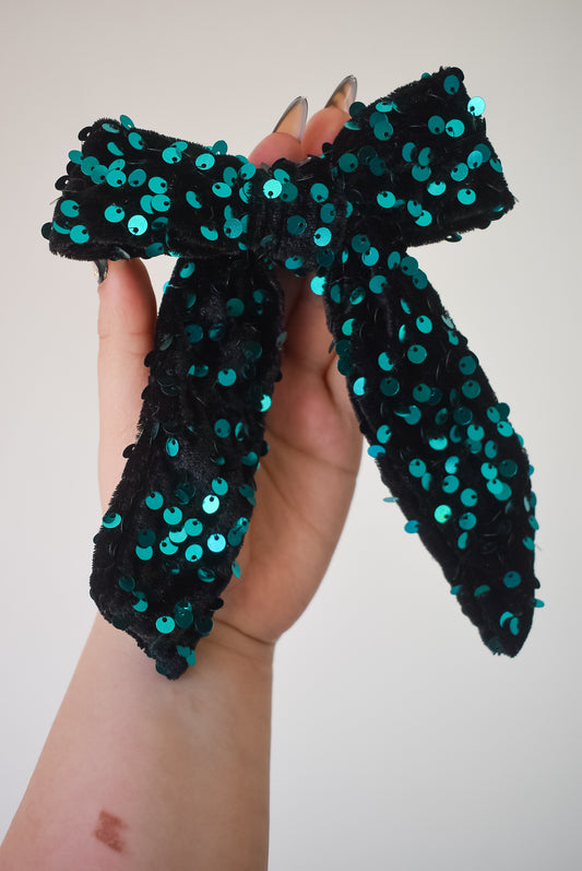 Sequin hand tied bow in colour Elphaba