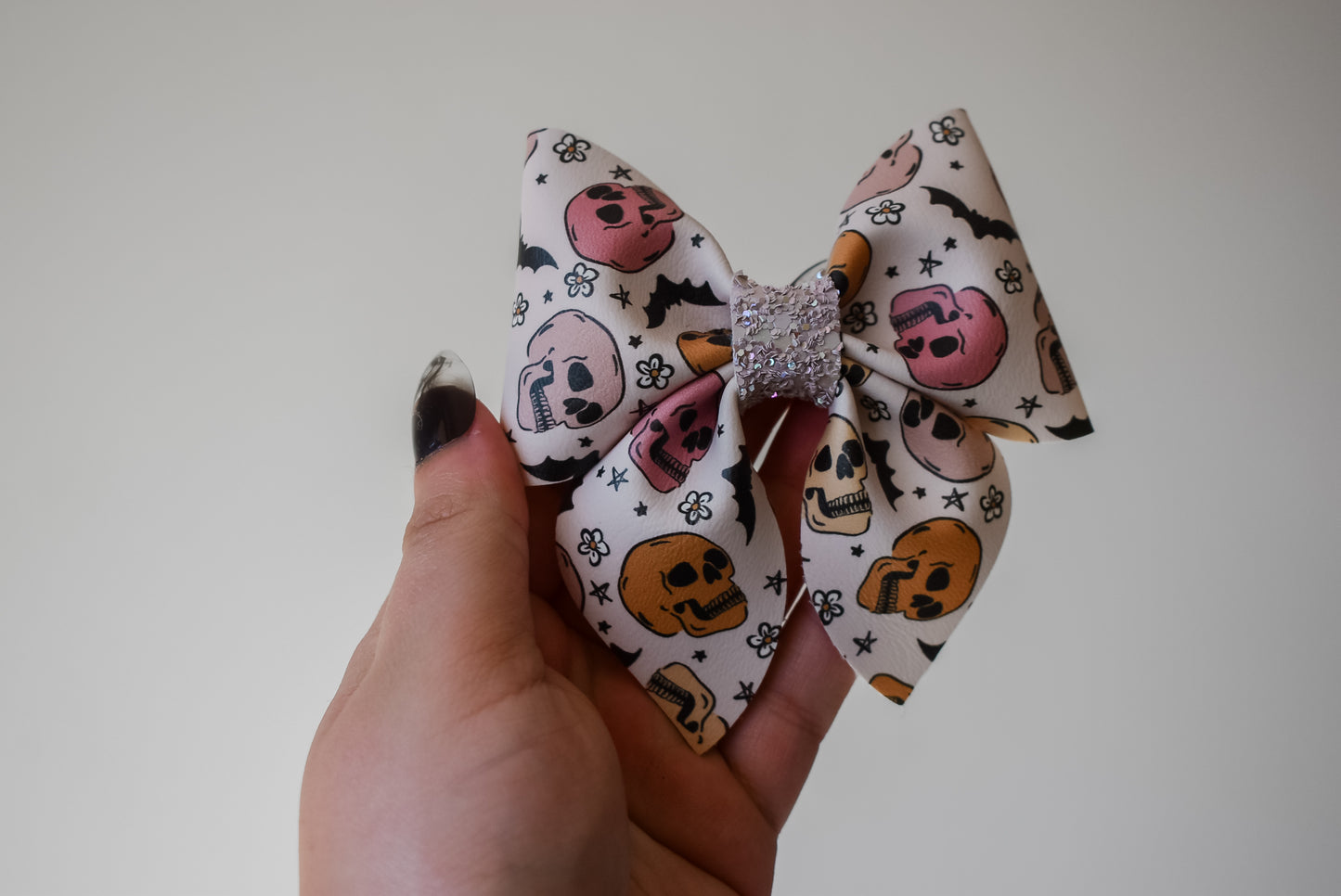 Muted skulls large sailor bow