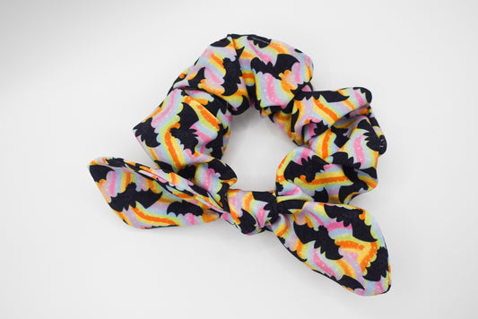 Rainbow bats small twist scrunchie