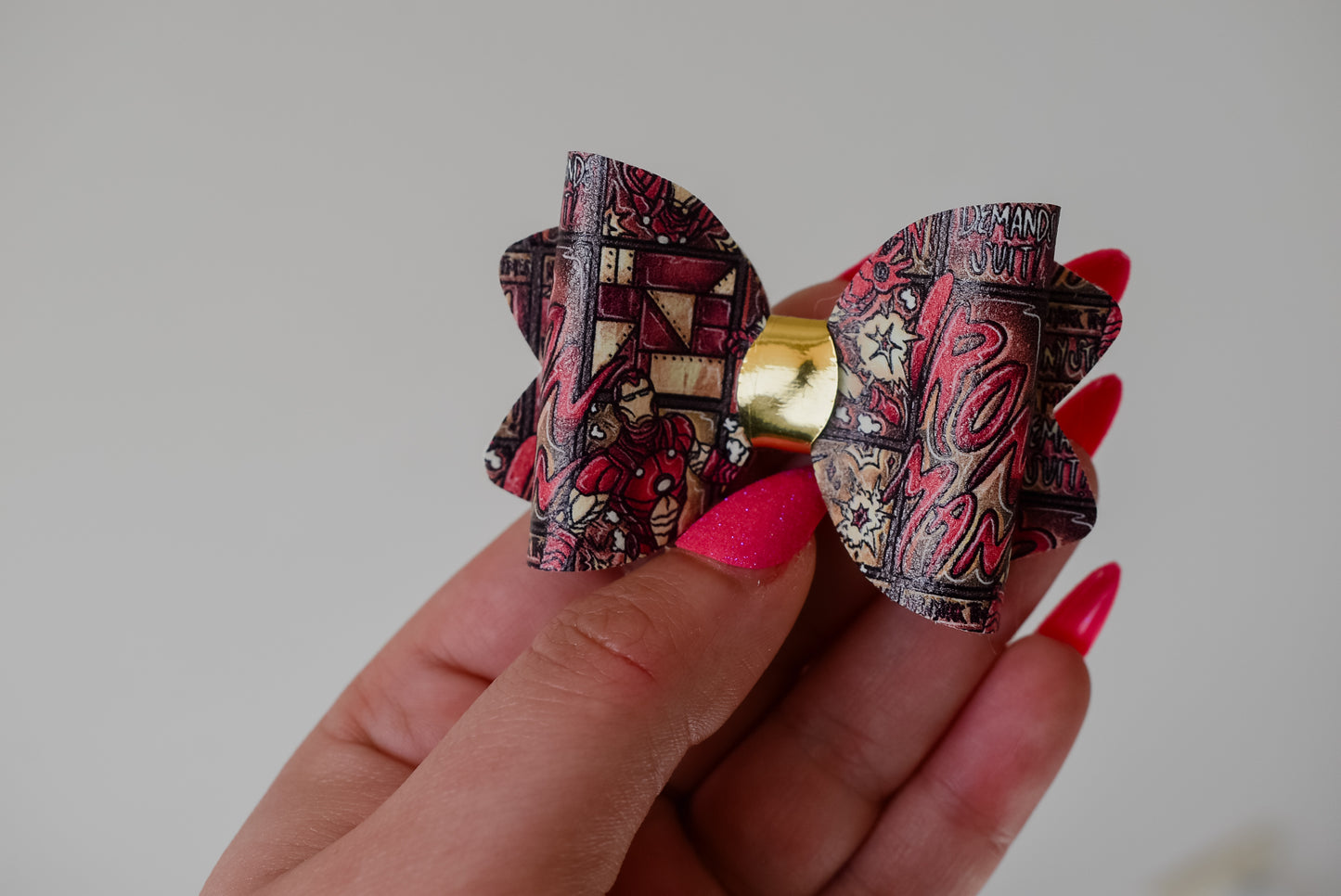 Iron man comic scene bow