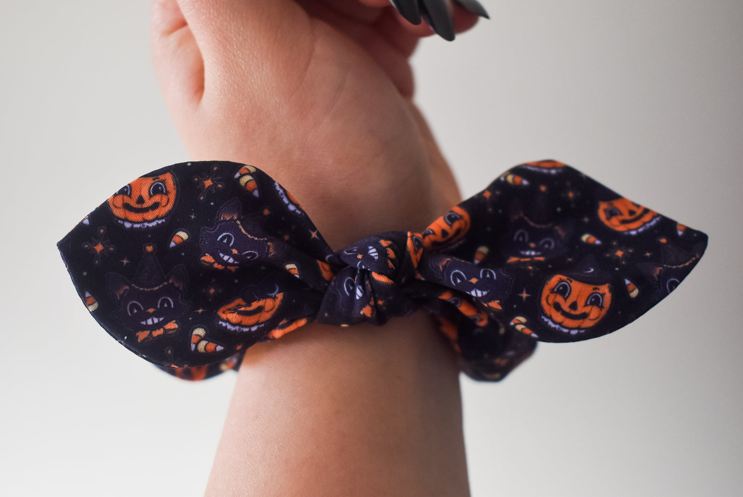 Classic Halloween small twist scrunchie