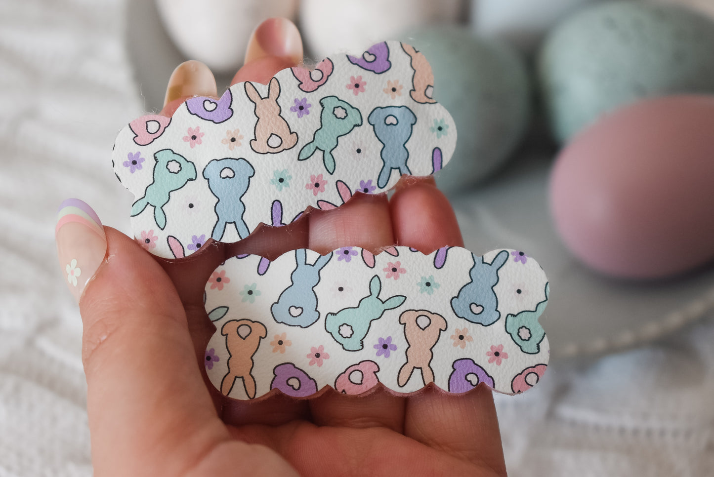 Pastel bunny squiggle snap clip set