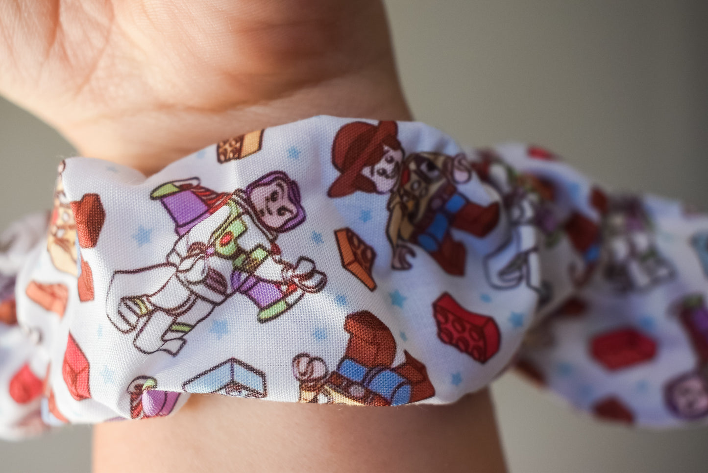 Toy blocks twist scrunchie