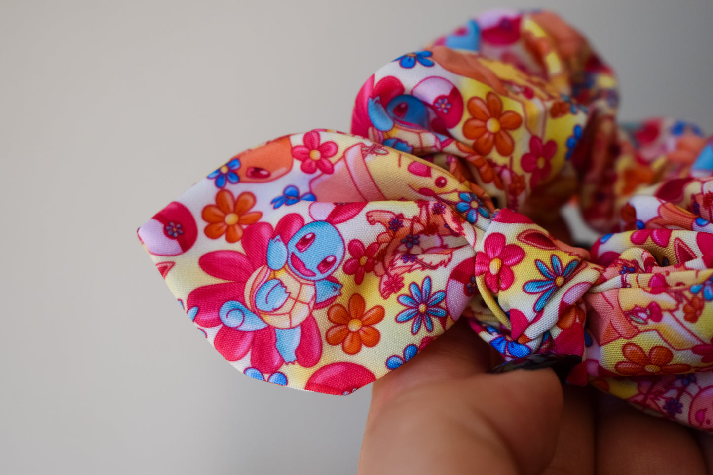 Spring time poke scrunchie