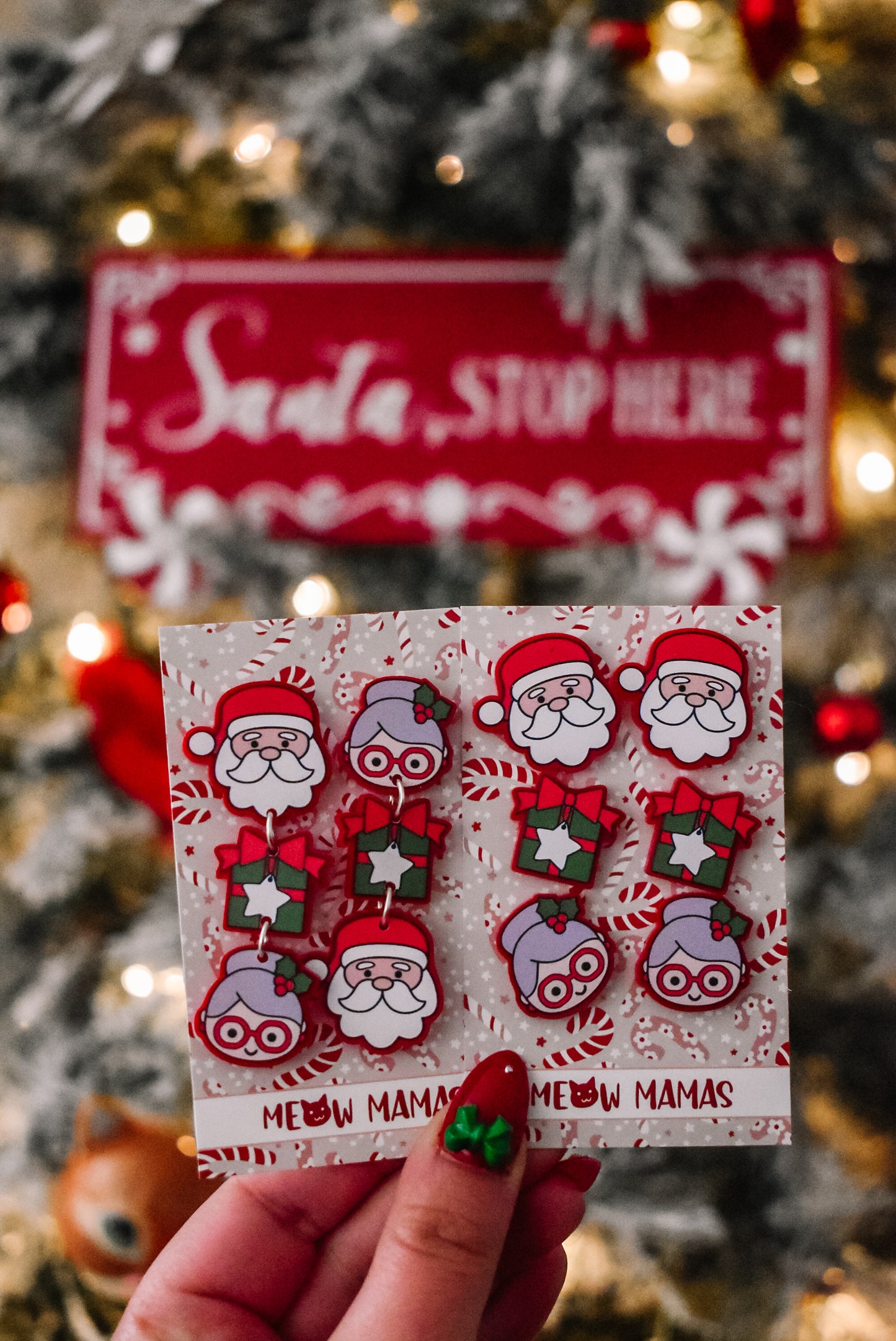 Mr & Mrs Claus dangle earrings RED