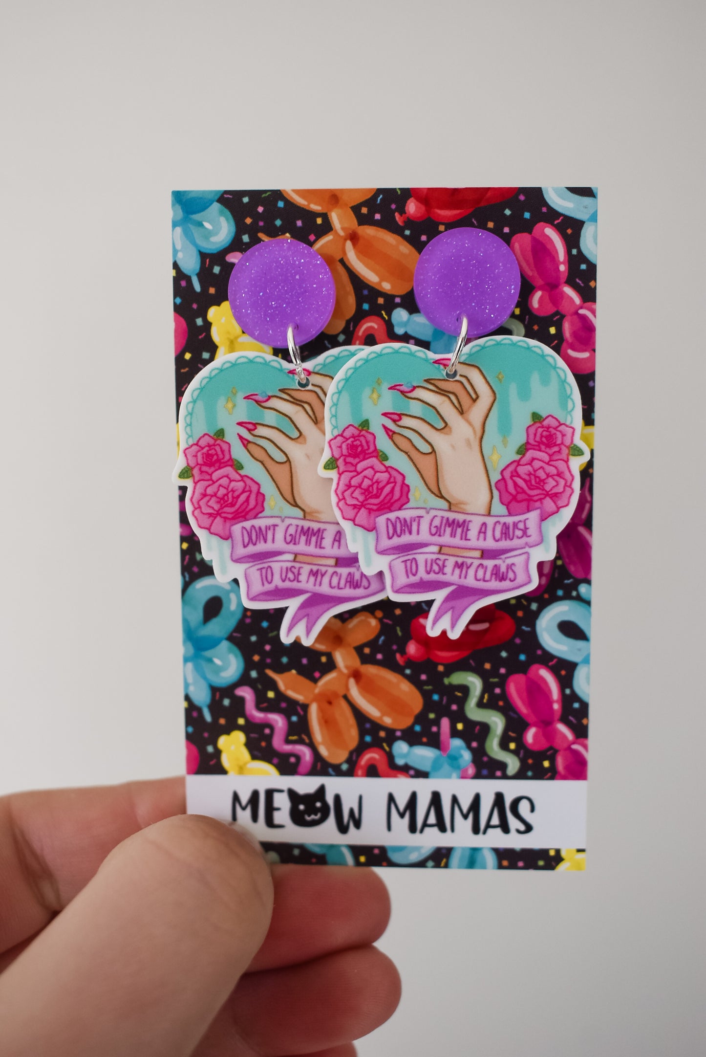 Claws dangle earrings