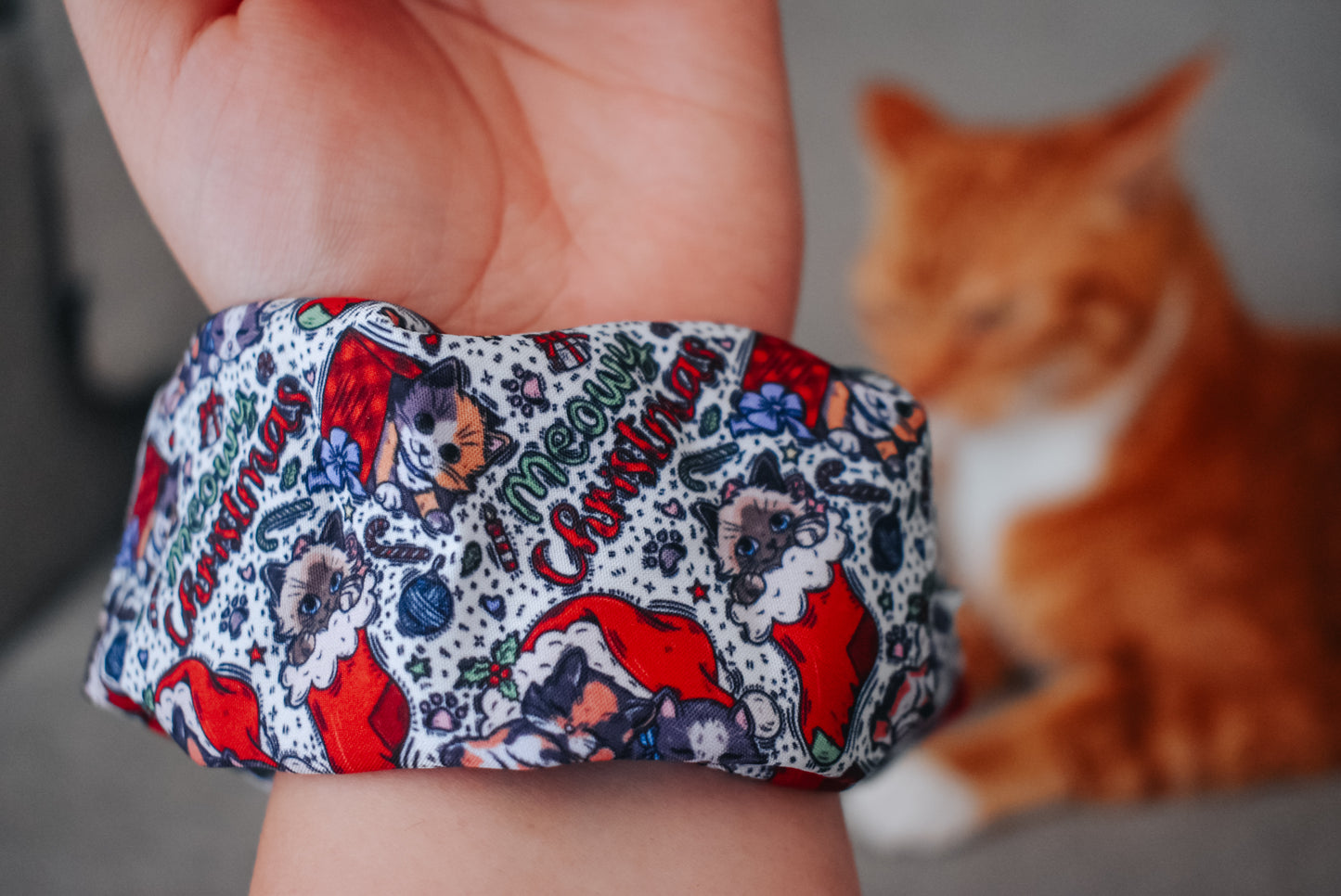 Meowy christmas scrunchie