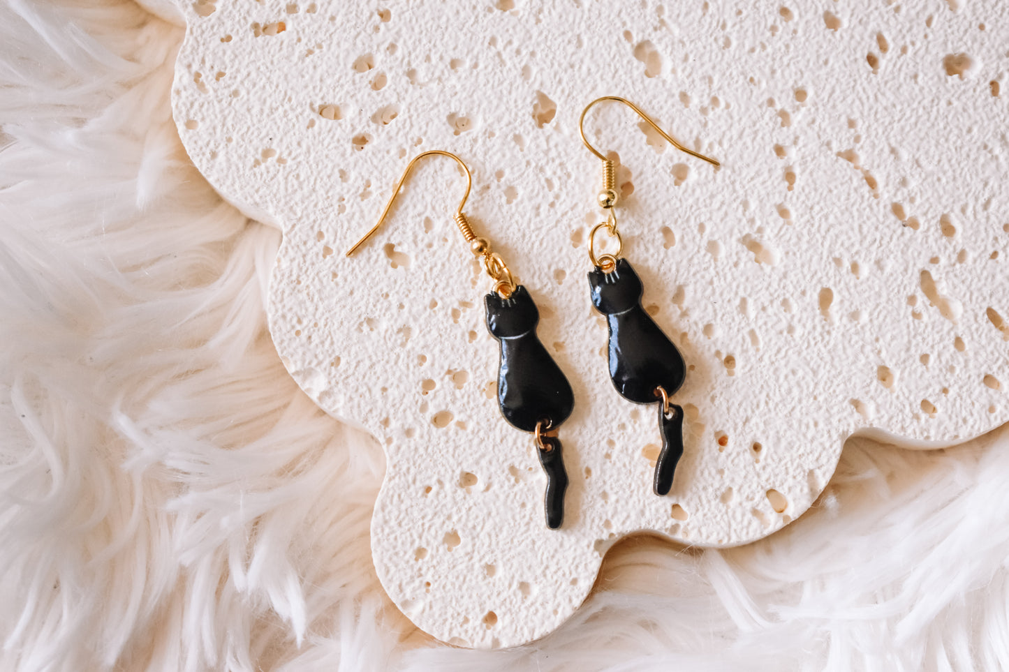 Sitting cat dangle earrings Black cat
