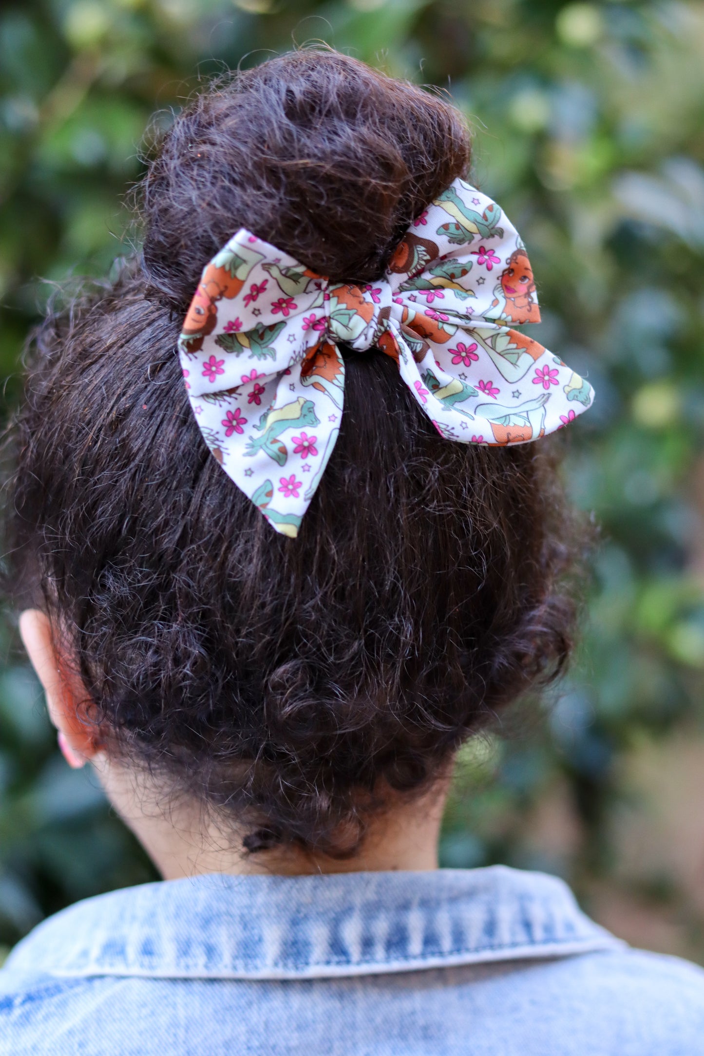 Tiana Pinwheel bow