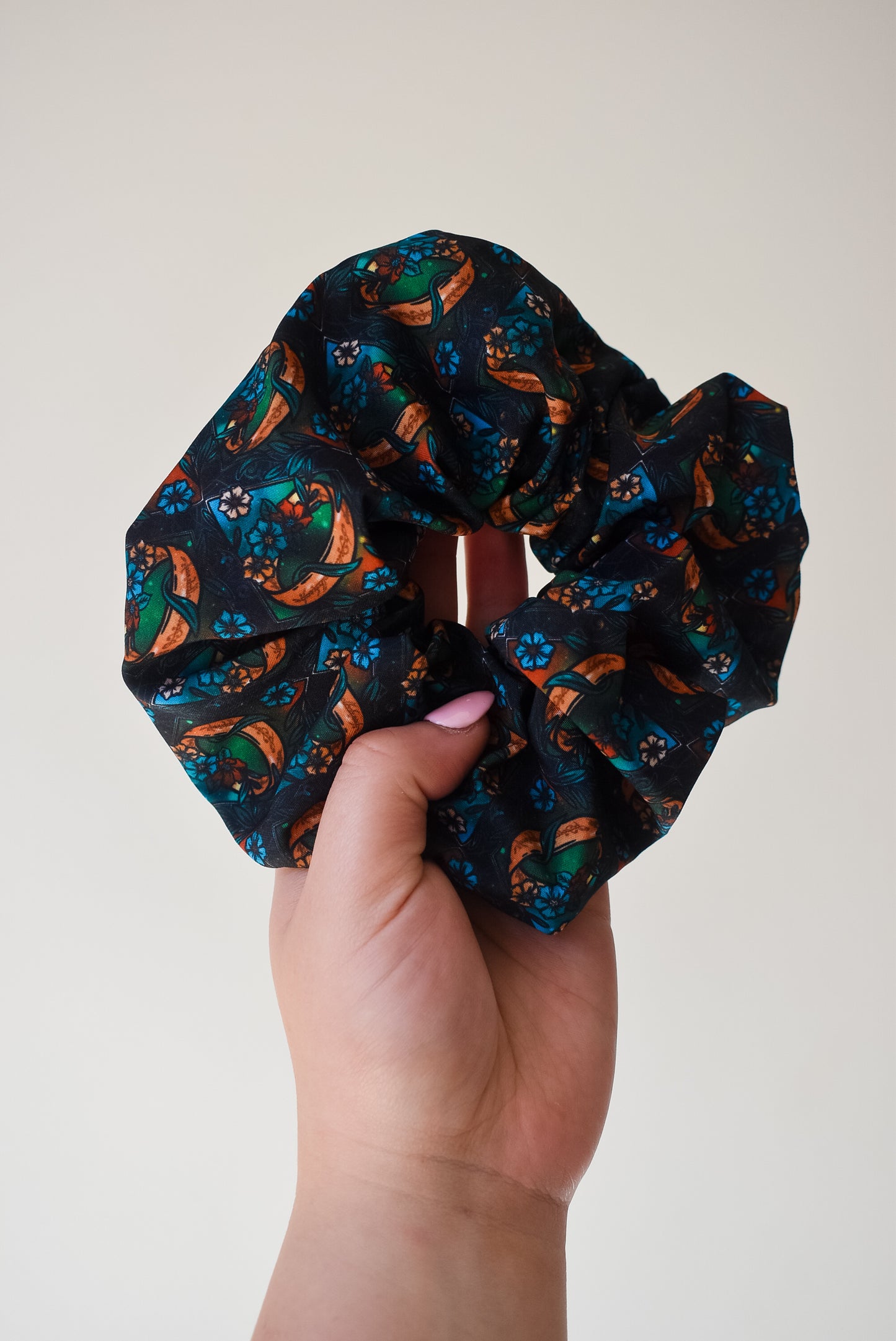 LOTR scrunchie