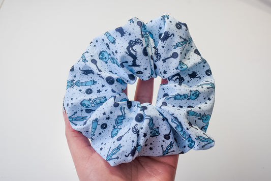 Button eye kids scrunchie