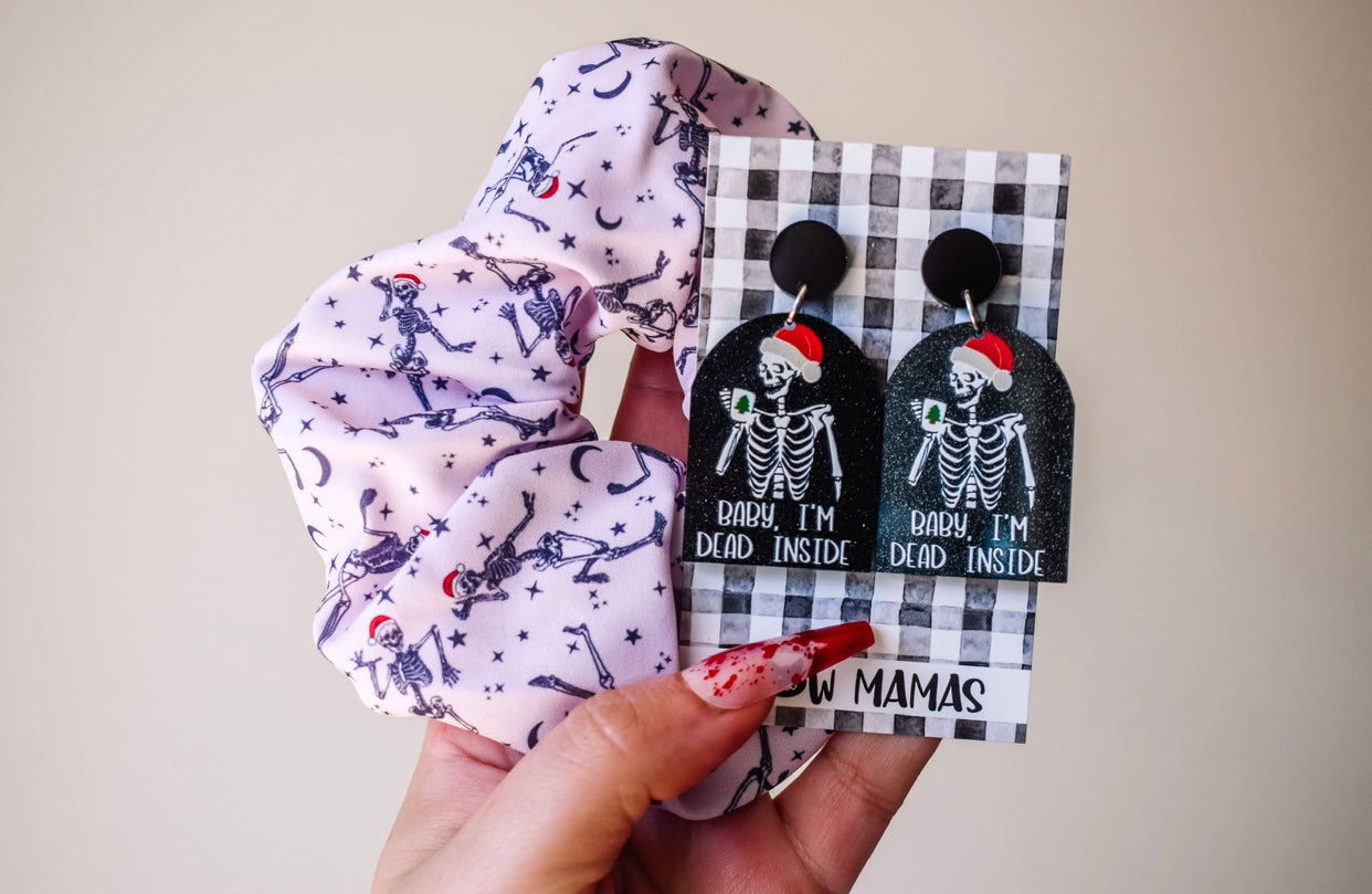 Dead inside but its christmas scrunchie