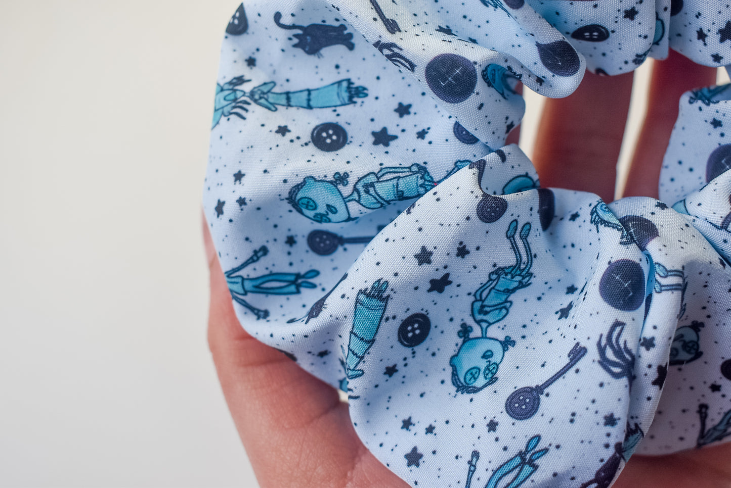 Button eye kids scrunchie