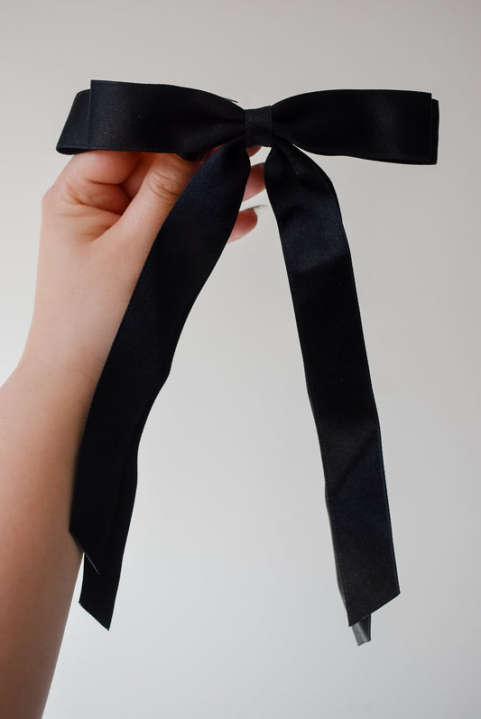 Black slim ribbon bow