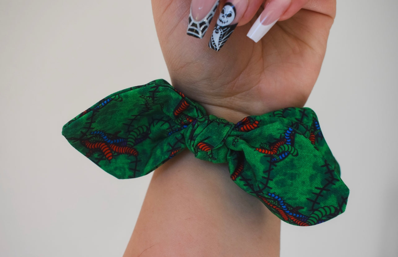 Boogie man small twist scrunchie