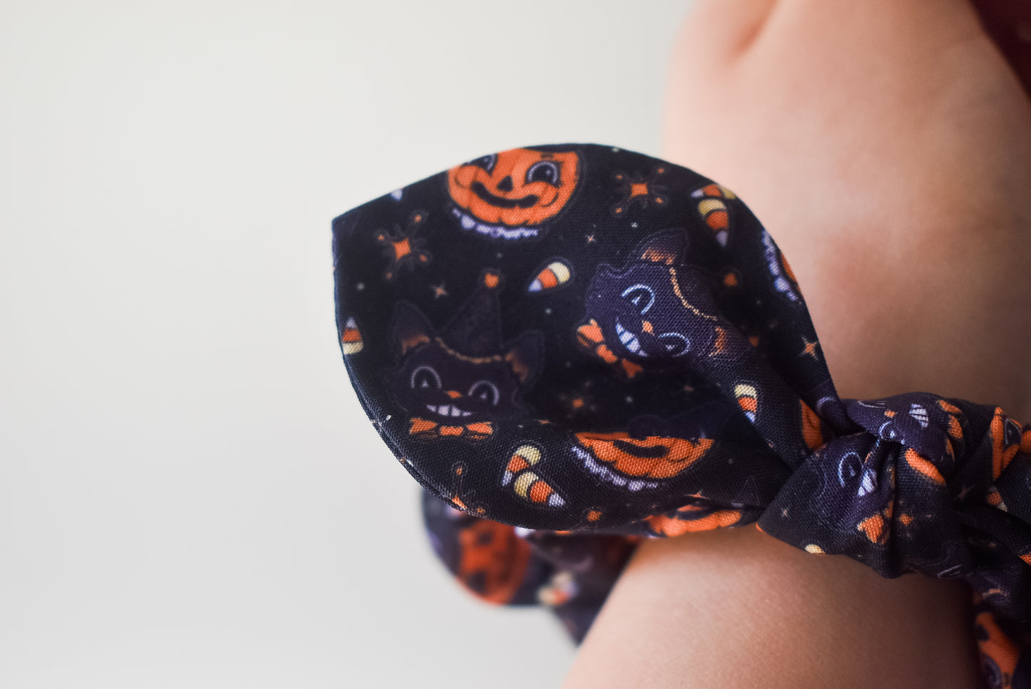 Classic Halloween small twist scrunchie