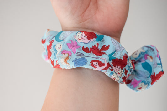 Ariel twist scrunchie