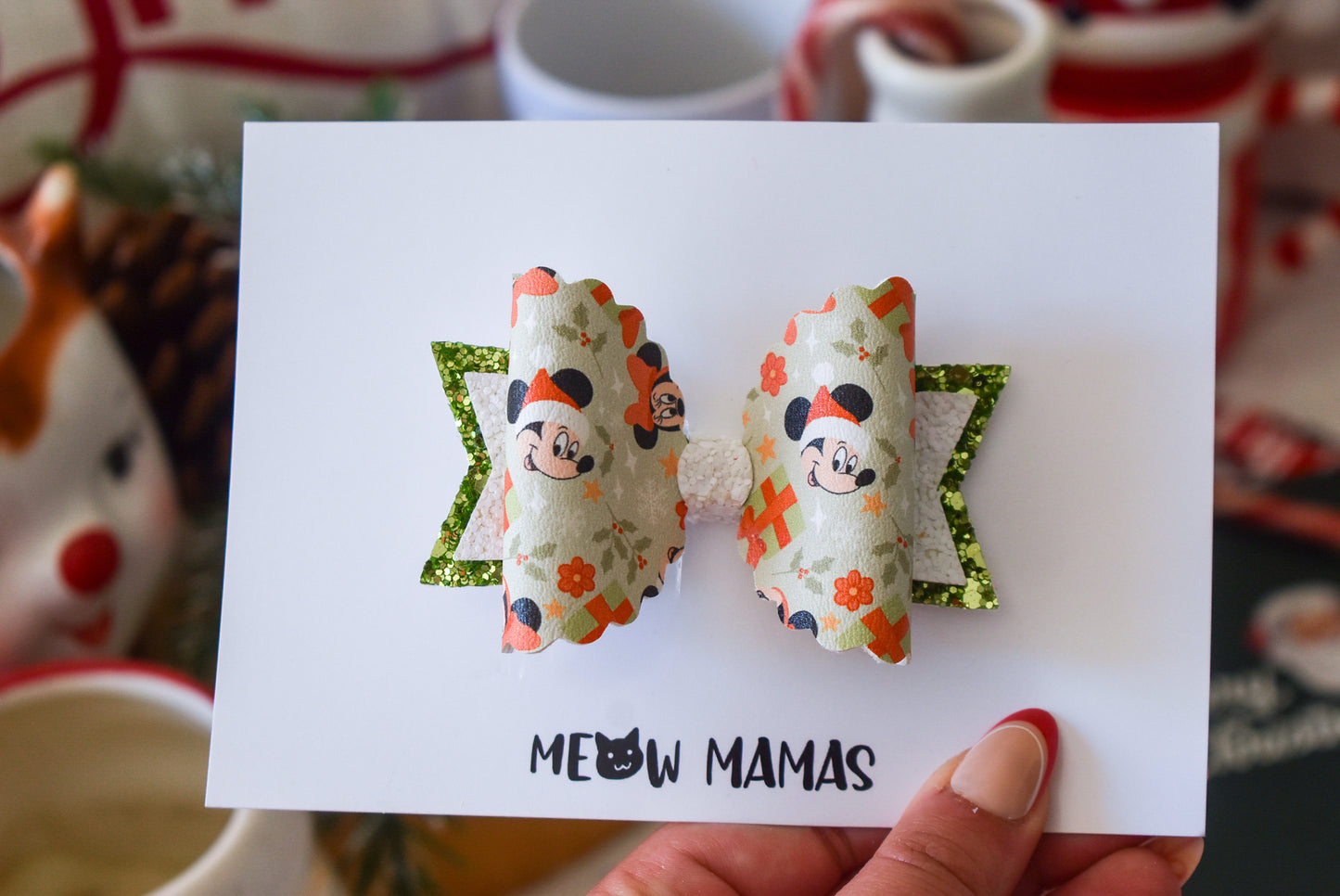 Christmas mouse scallop bow