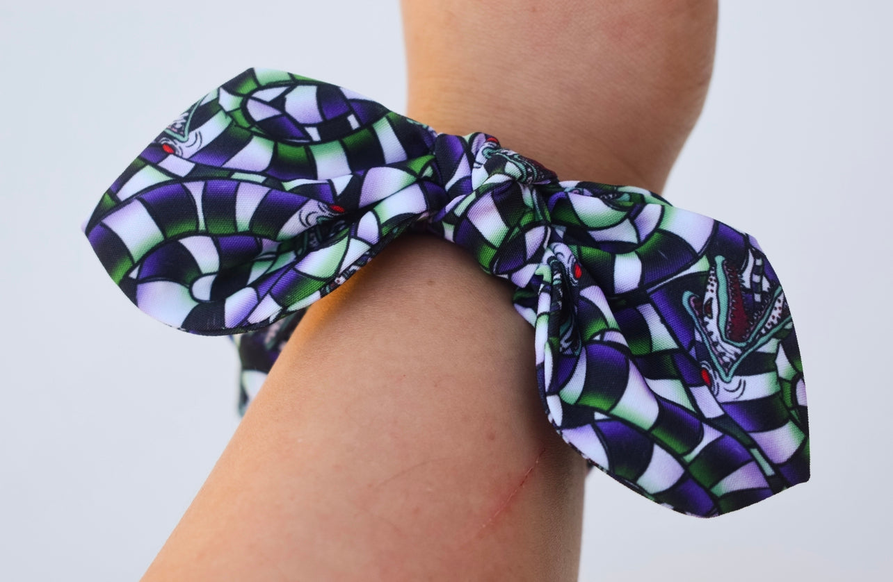 Sandworm small twist scrunchie