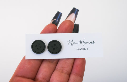 Button eye stud acrylic earrings