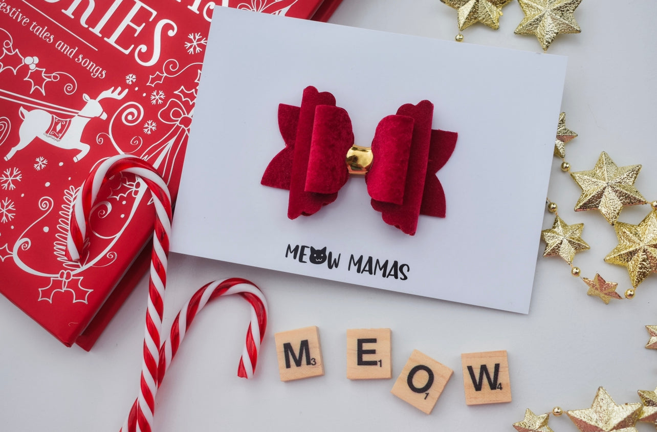Red velvet bow