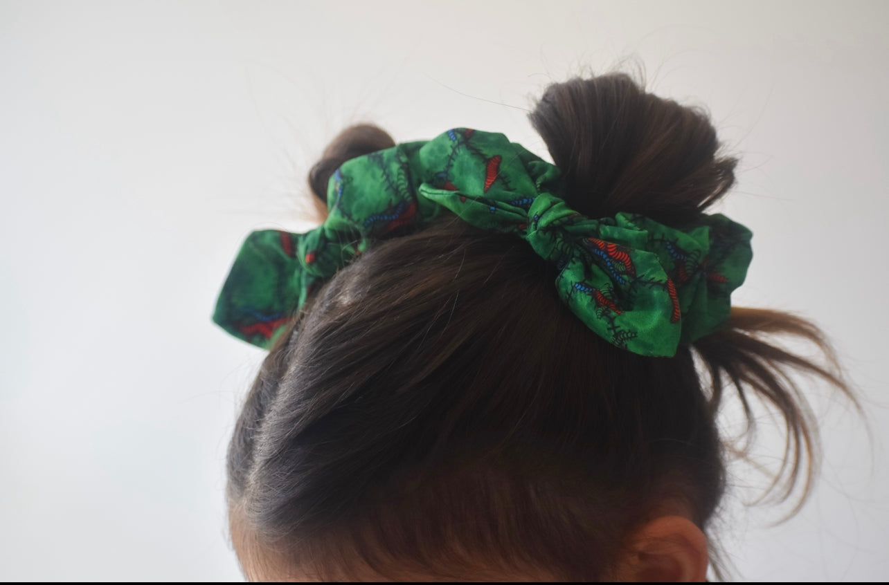 Boogie man small twist scrunchie