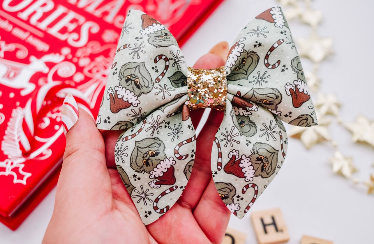 Mean one sailor bow