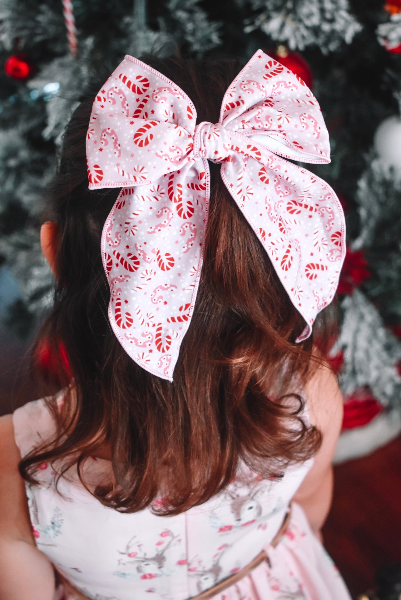 Bubblegum candy cane 5 inch hand tied sailor bow