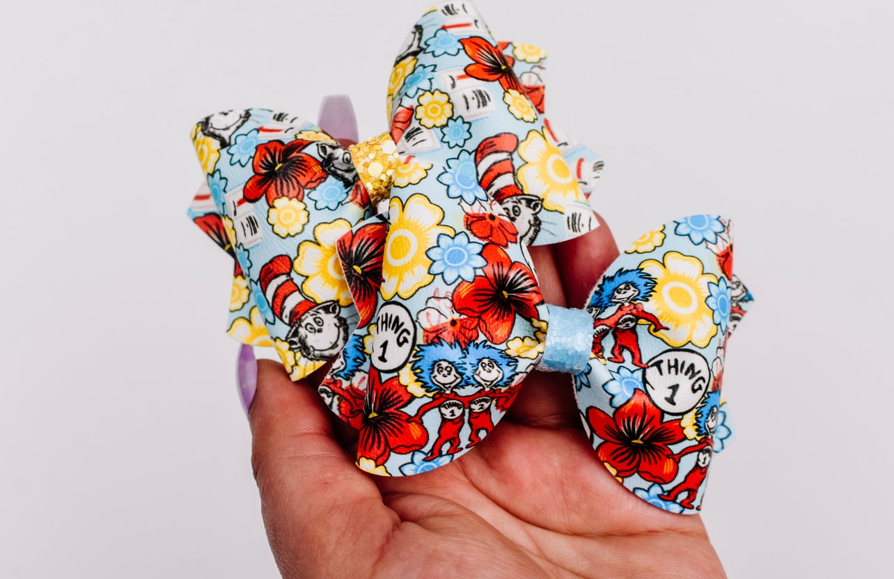Rhyme cat pinch bow