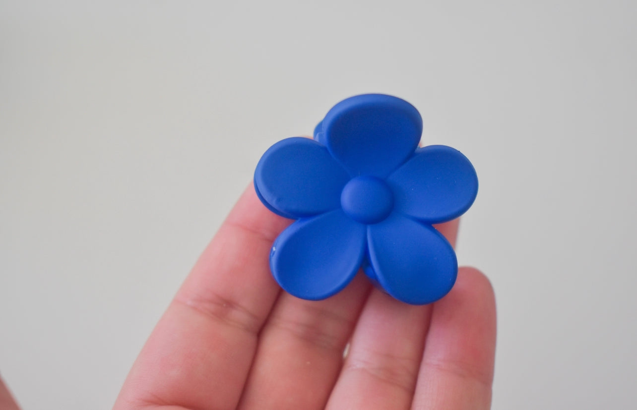 Miniature daisy hair claw clip cobalt blue