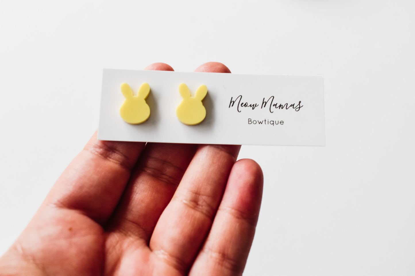Pastel acrylic bunny head studs