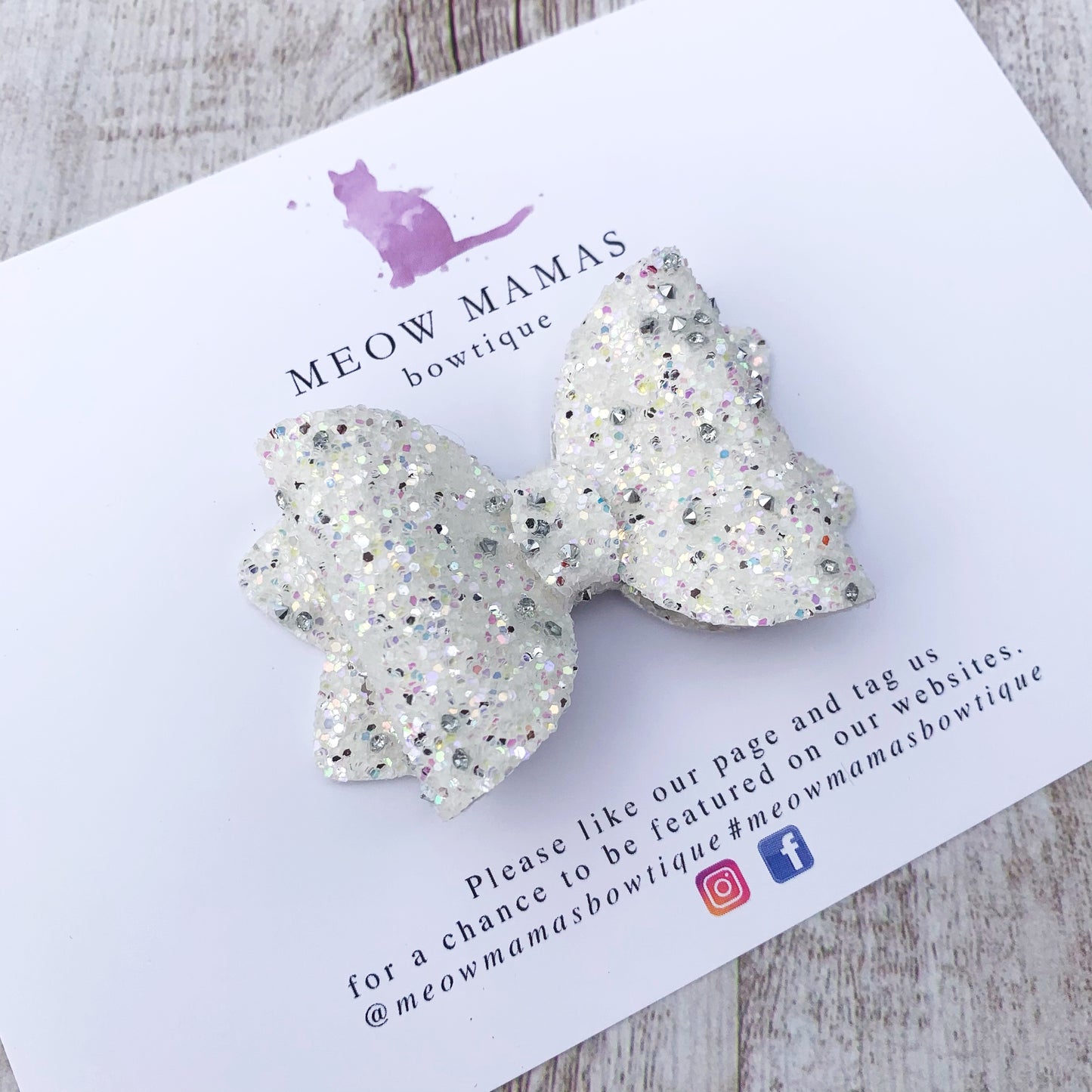 Diamond petite bow