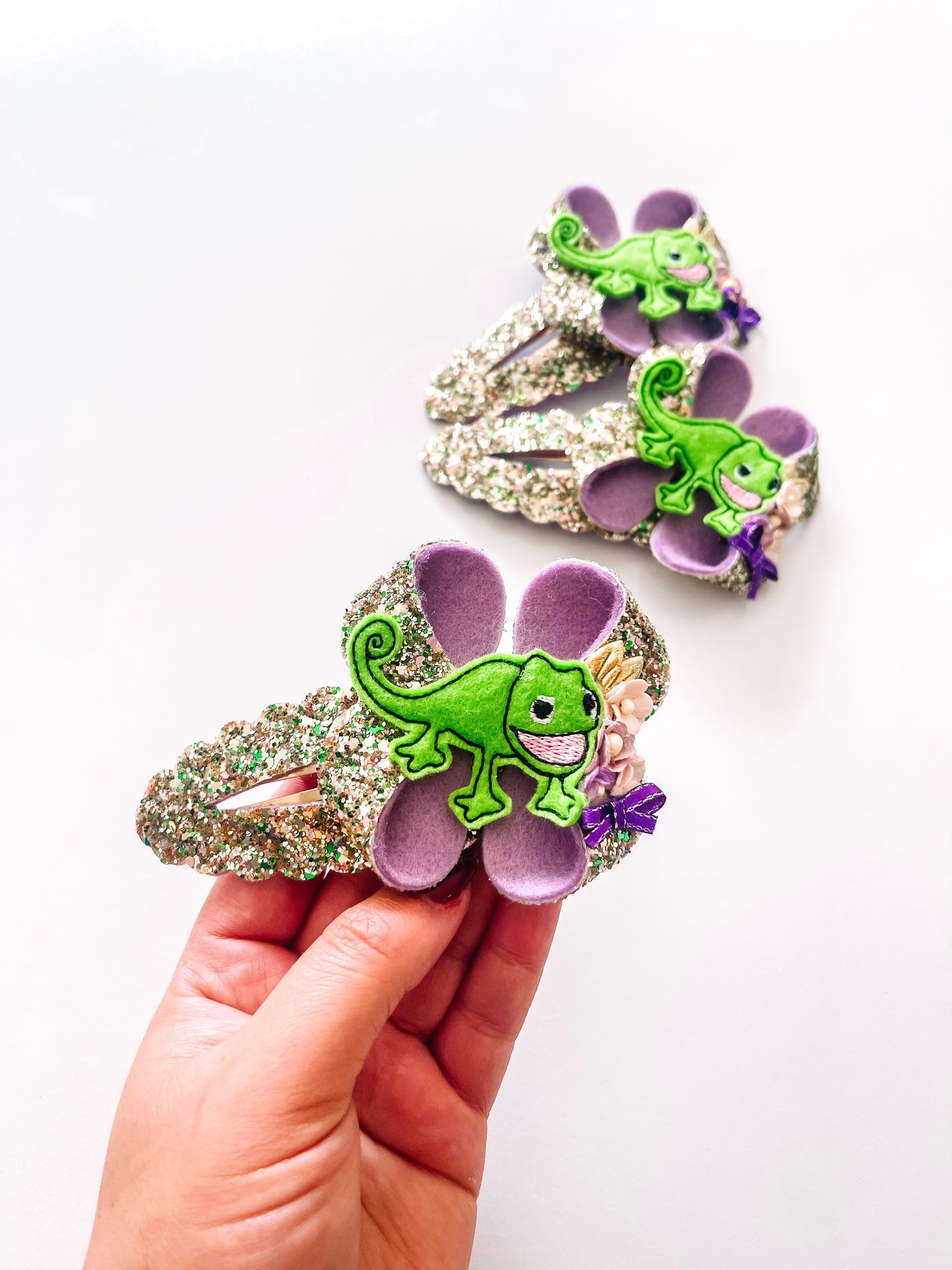 Pascal jumbo snap clip