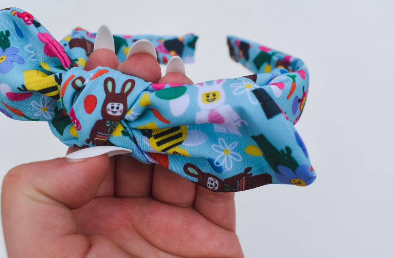 Spring blocks hard headband